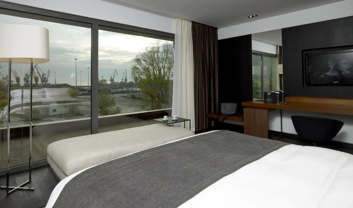 The Met Hotel, a member of Design Hotels