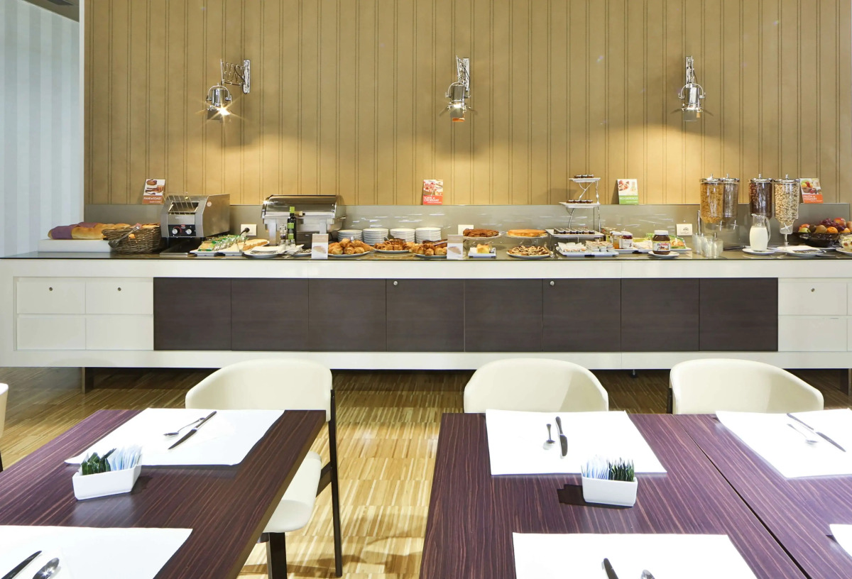 Best Western Premier CHC Airport