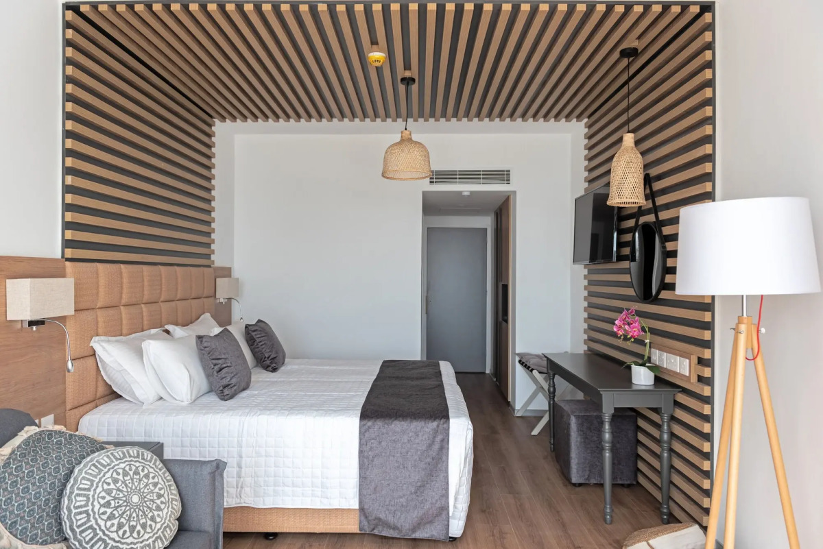 Piere Anne Beach Hotel