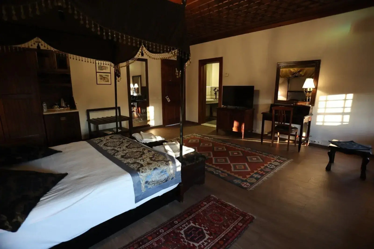 Otanti̇k Club Hotel & Spa