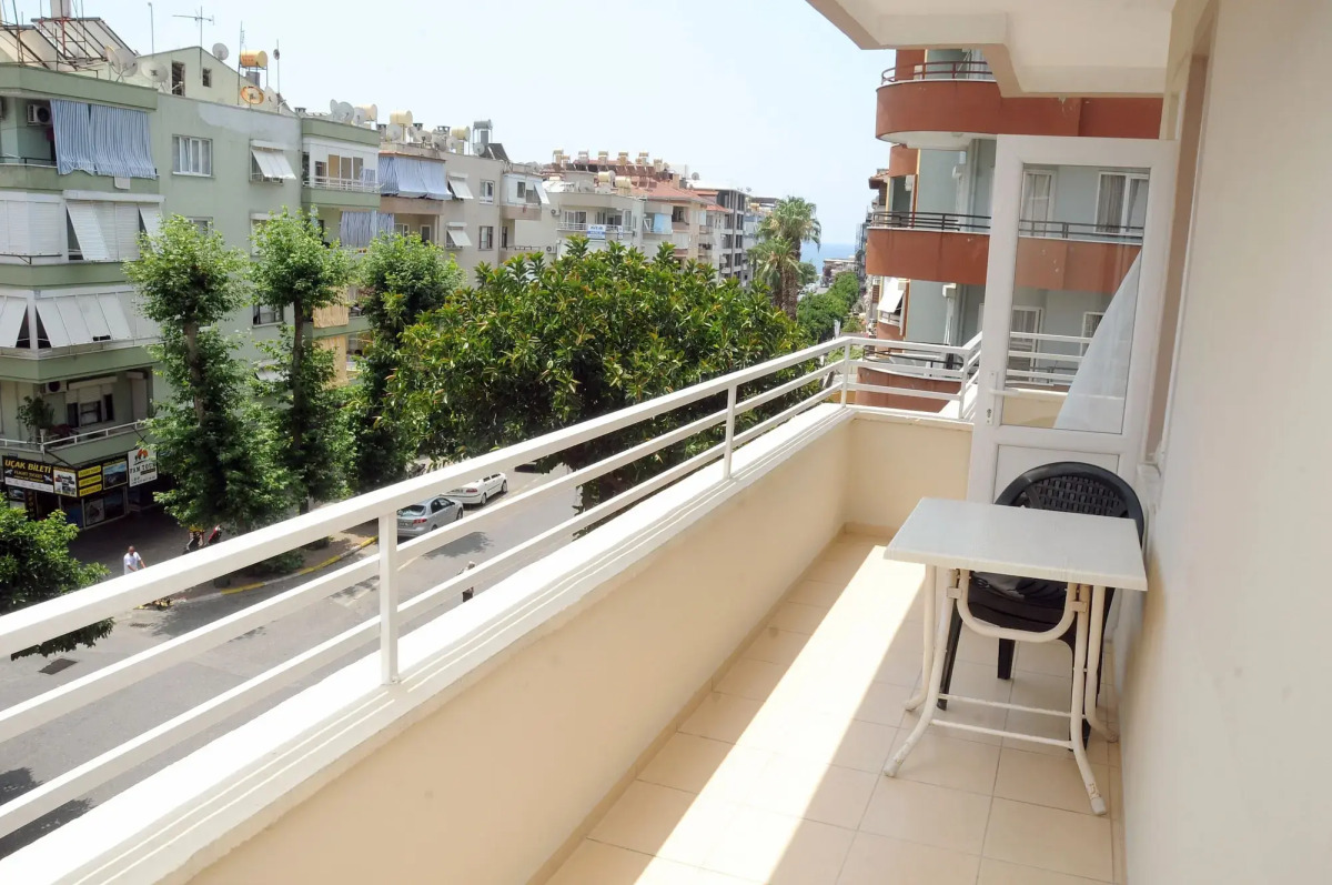 Kadeer Hotel