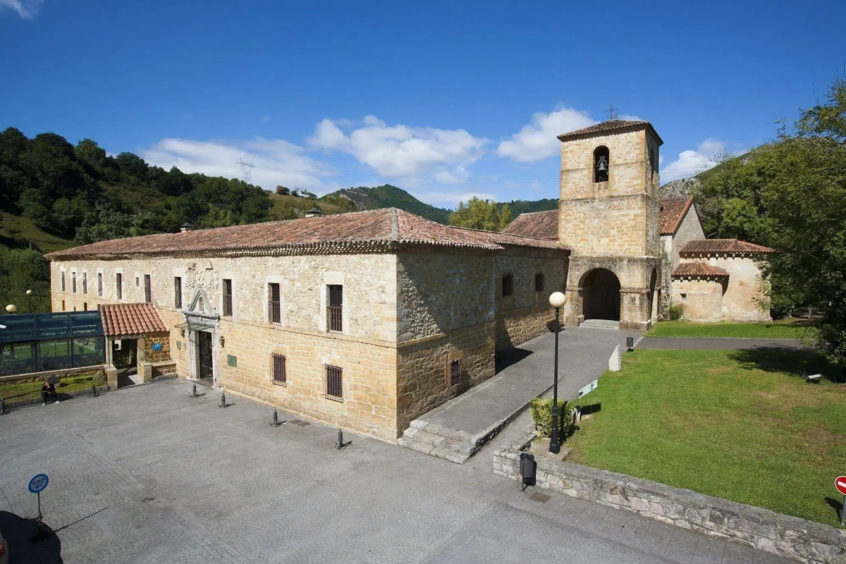 Parador De Cangas De Onis