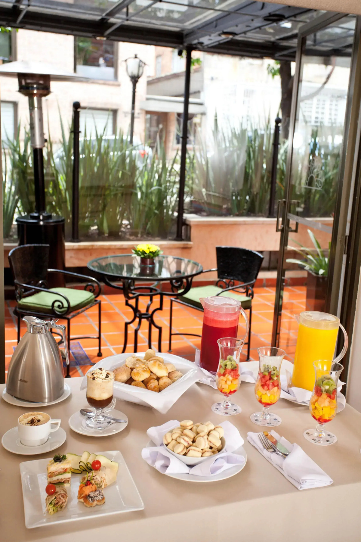 Hotel Estelar Suites Jones