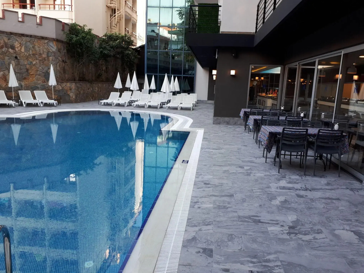 Ramira City Hotel - Adults Only