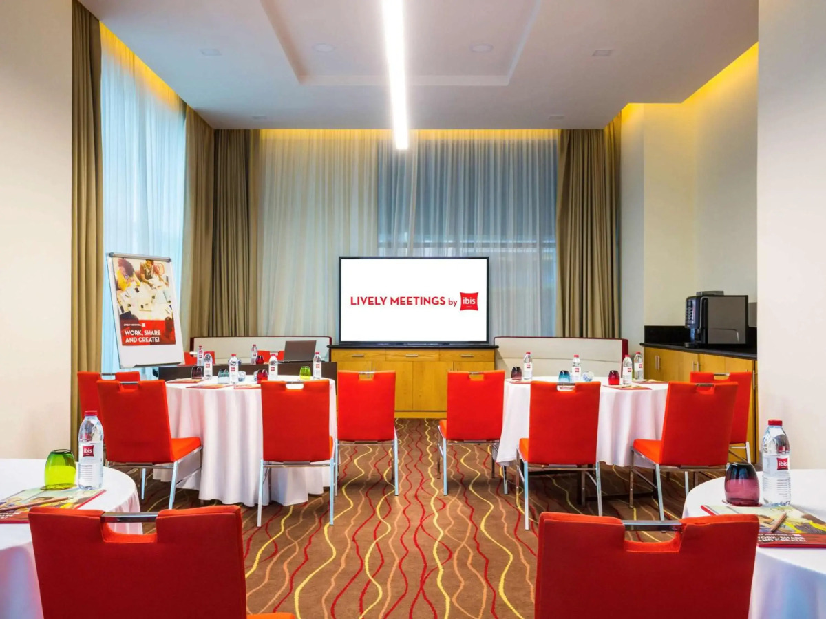 Отель Ibis Mall Avenue Dubai