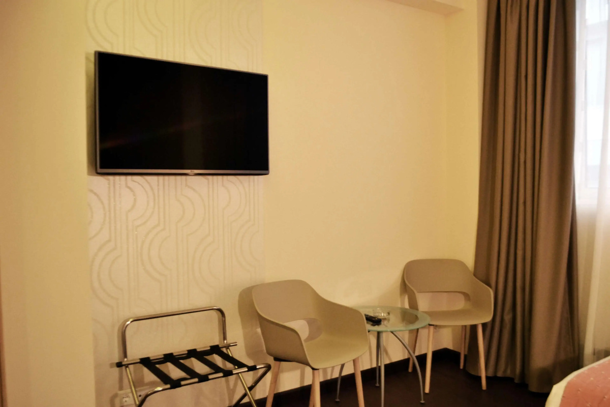 Amazon Hotel