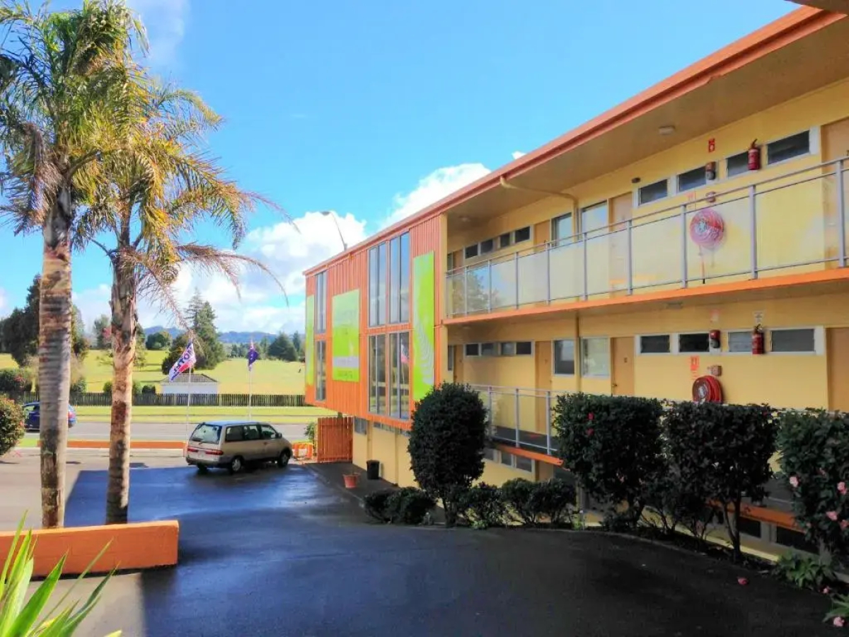Greenview Motel