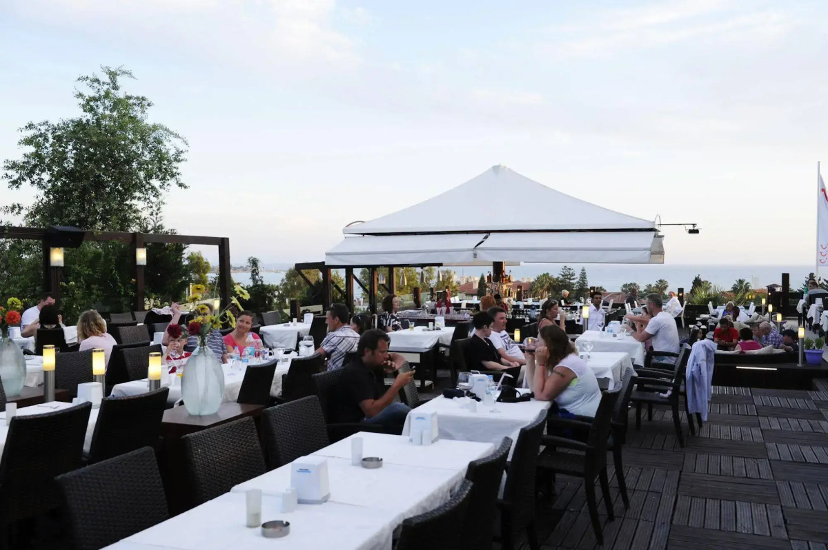 Joker Side Hill Suite Hotel