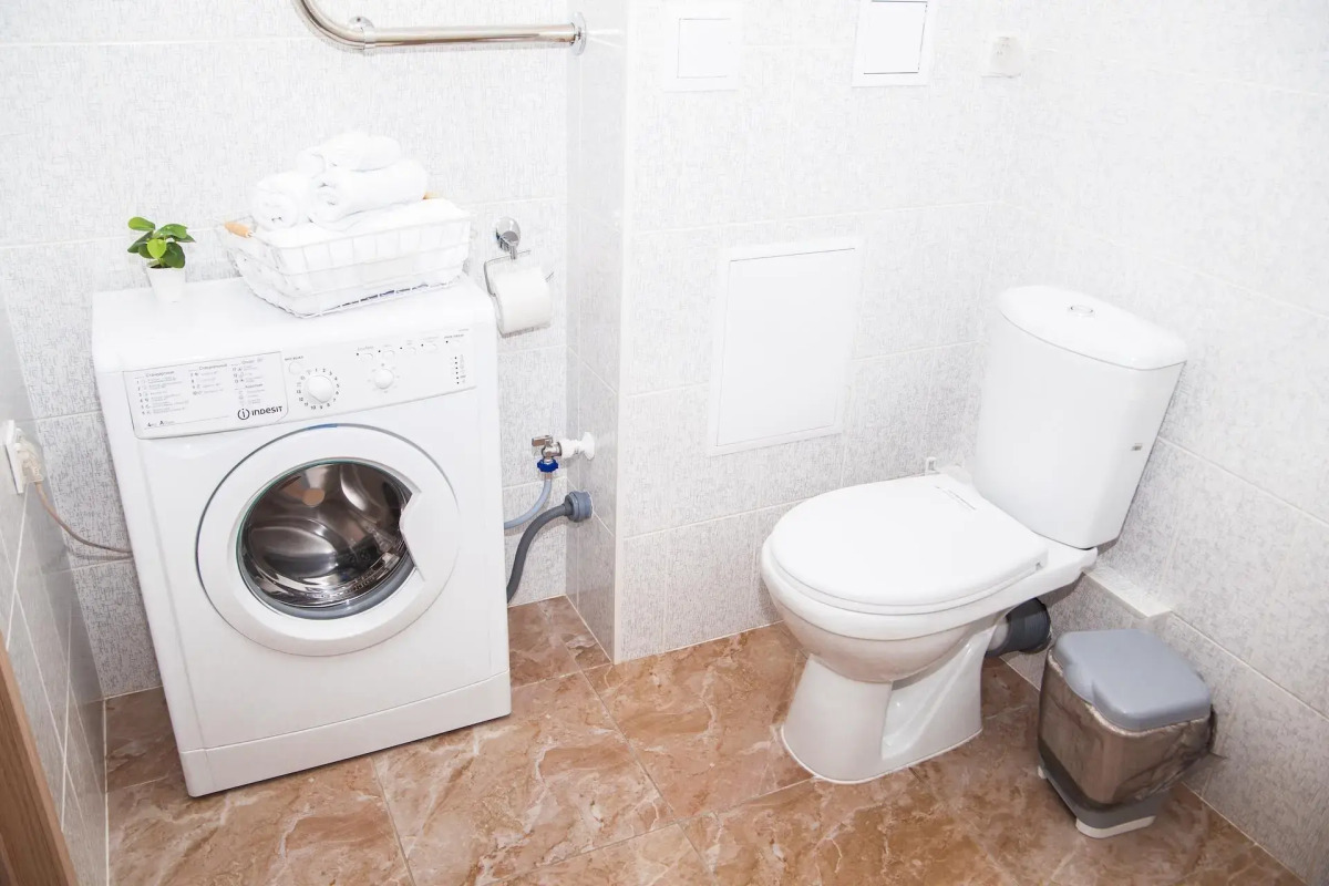 Апартаменты на улице Еремеева 38