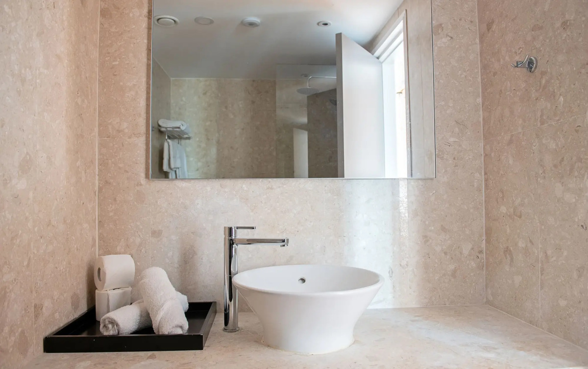 Piere Anne Beach Hotel