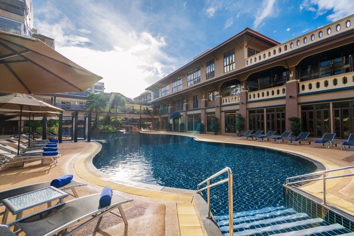 Novotel Phuket Vintage Park Resort