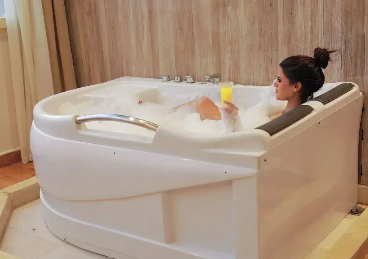 The Muse Pyramids INN