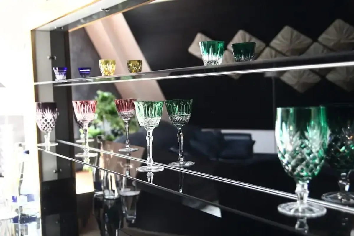 Royal Square Hotel & Suites