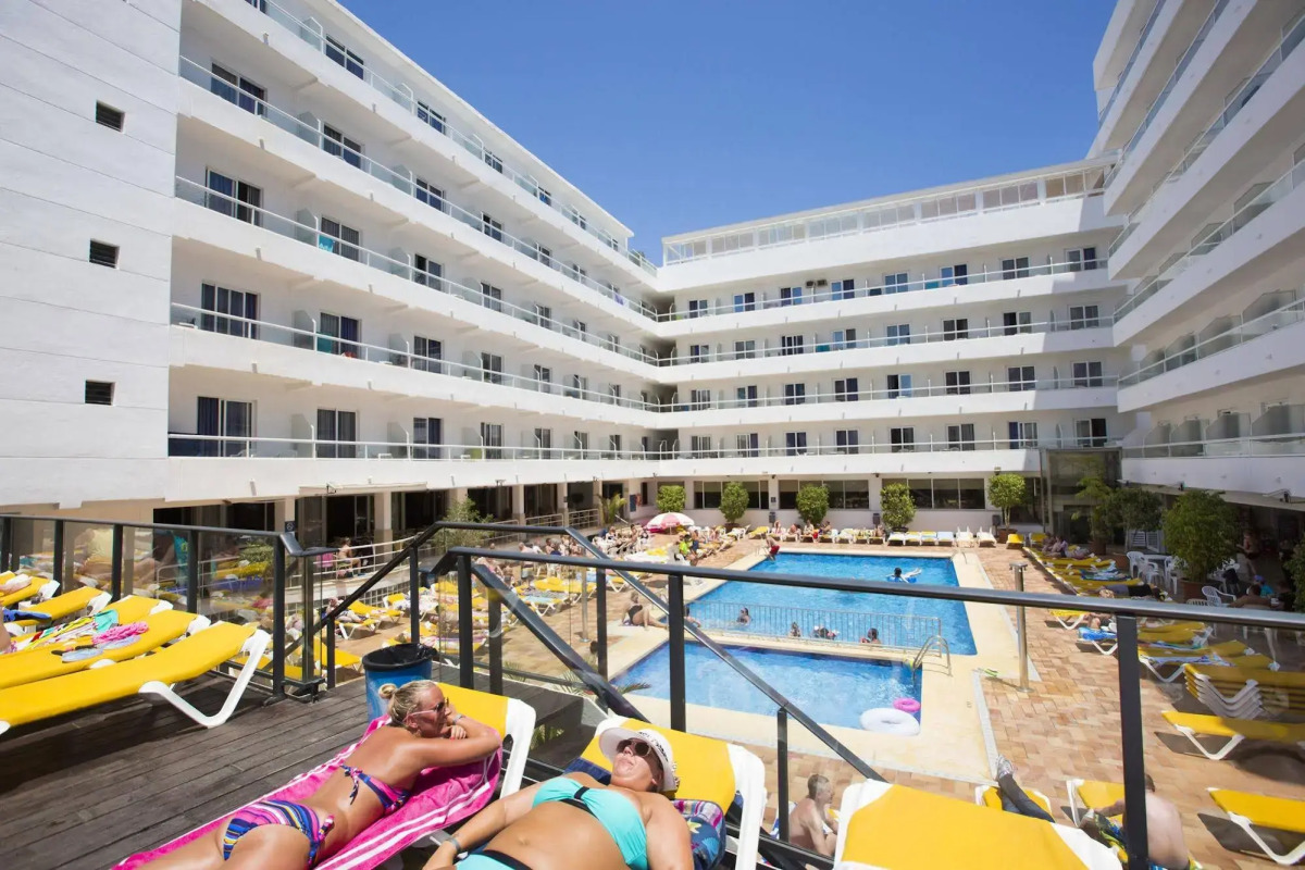 Port Fiesta Park Hotel