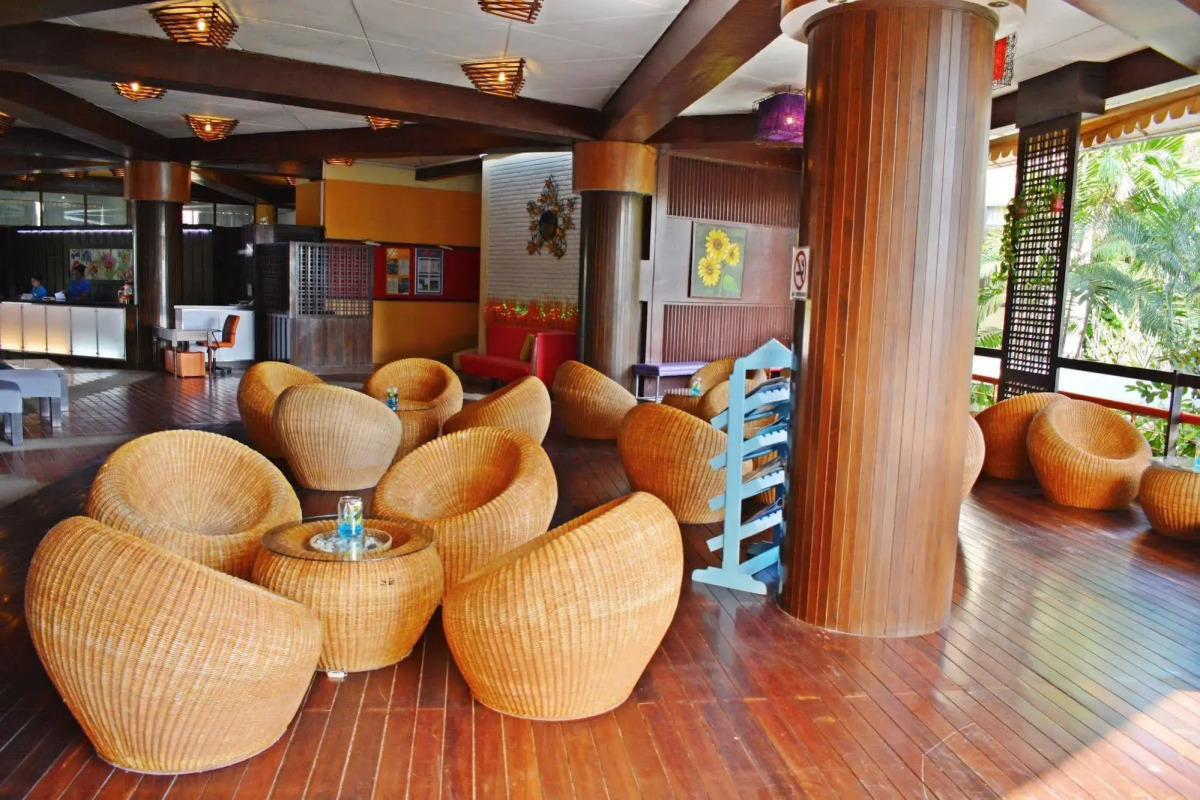 Centara Life Cha-Am Beach Resort Hua Hin