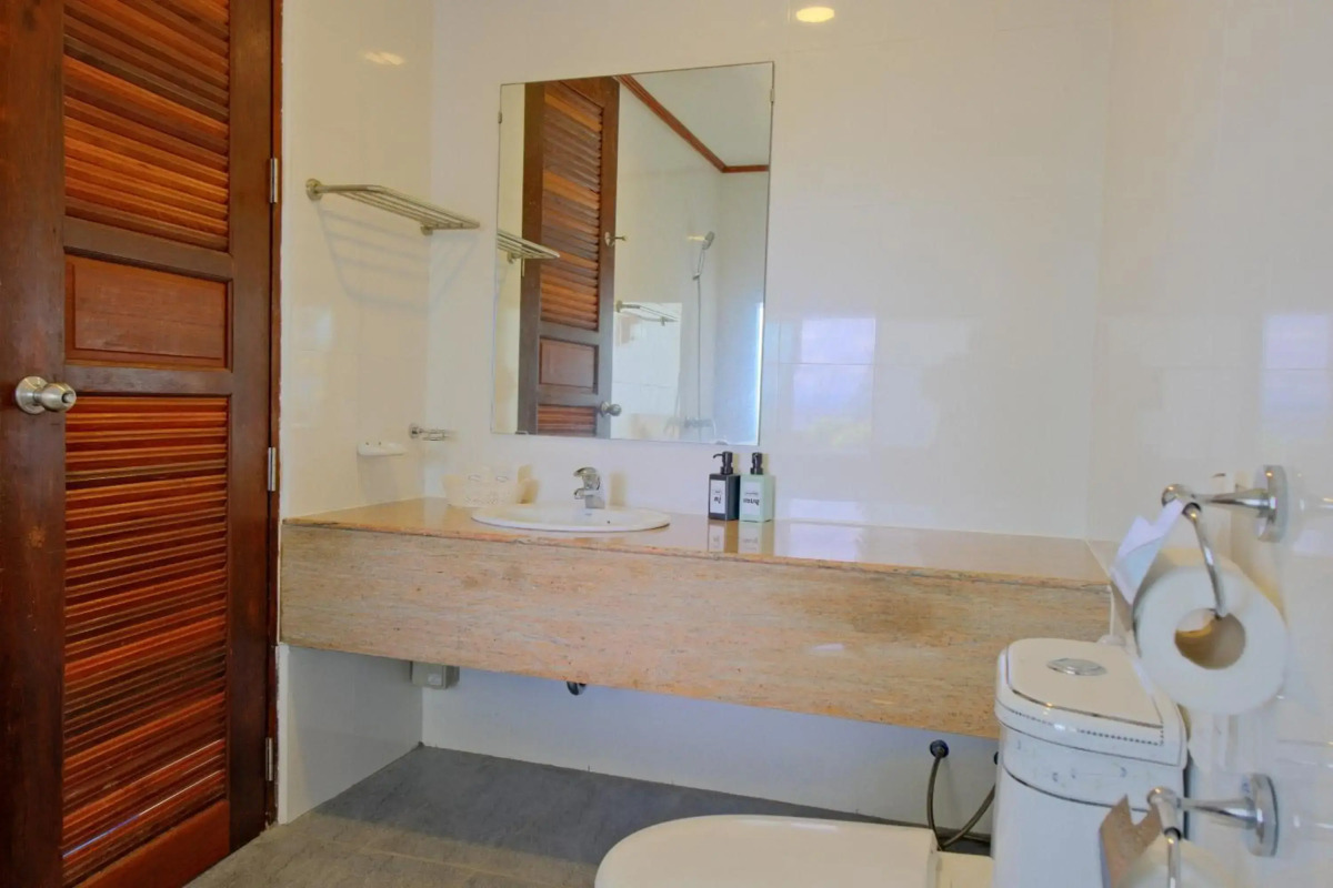 Mam Kai Bae Beach Resort