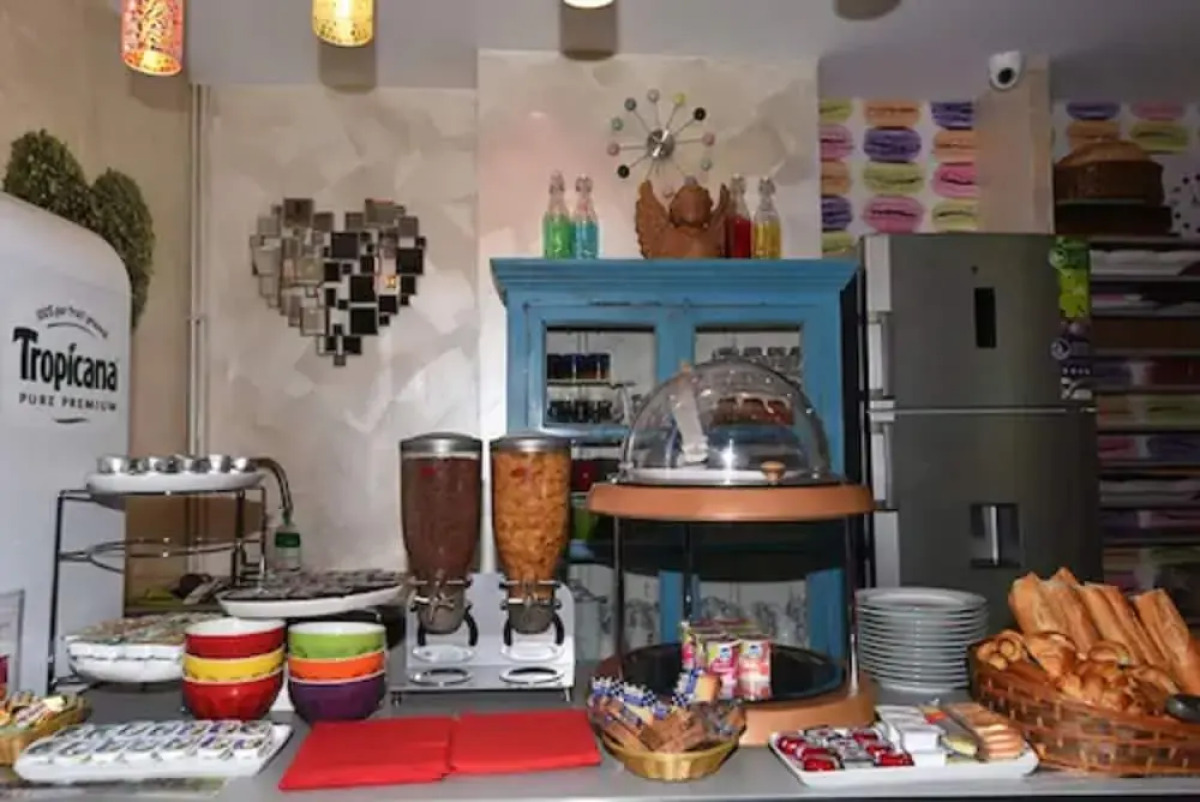 Adonis Sacré Cœur Hôtel Roma