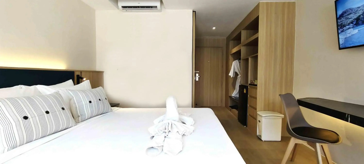 Pooh Beach Resort & Spa