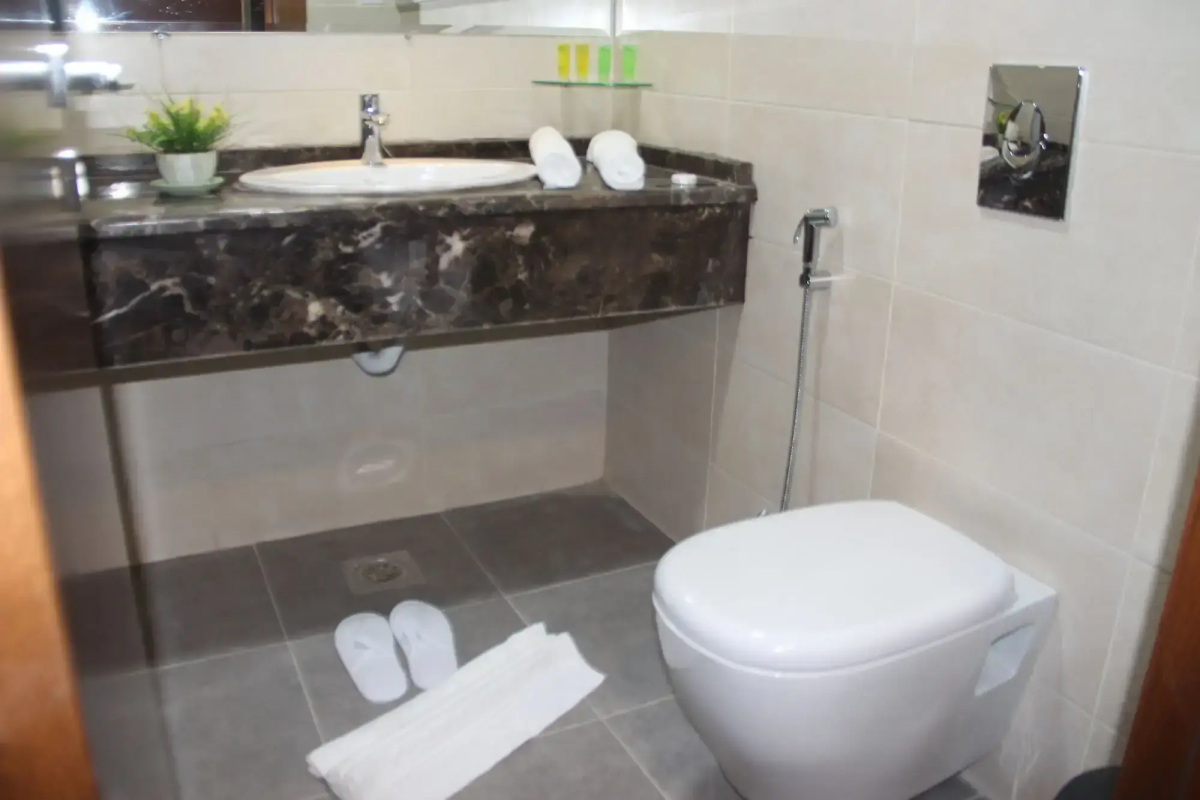 Saray Hotel
