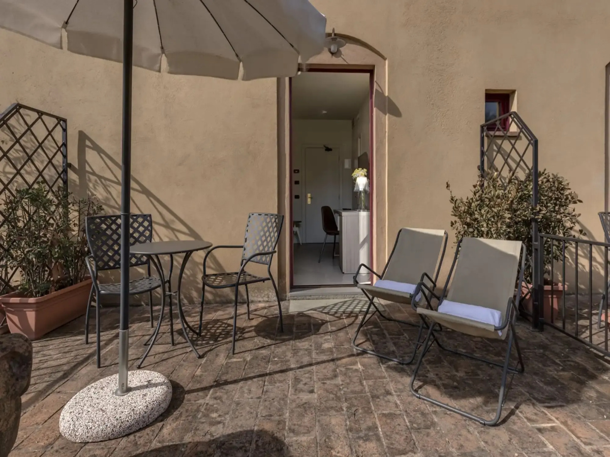 Hotel Casolare Le Terre Rosse