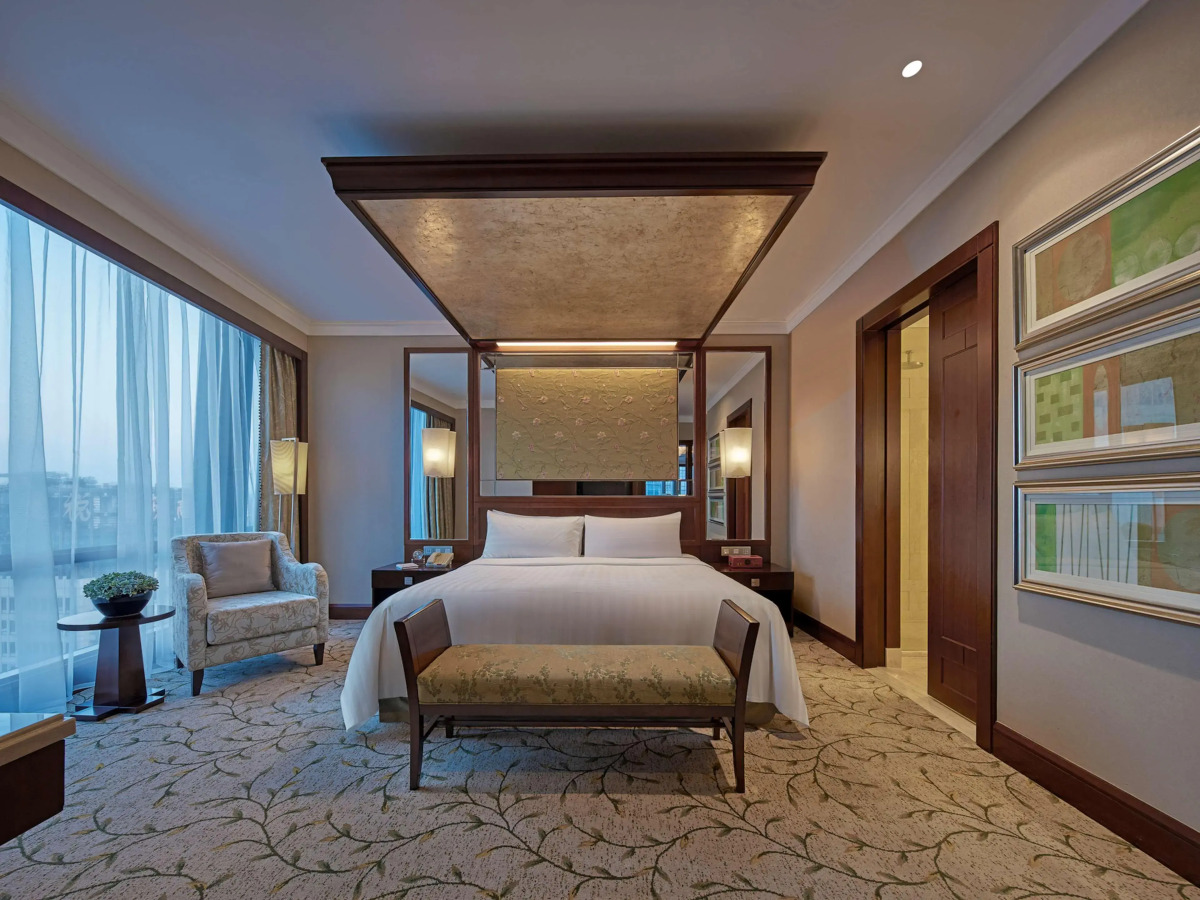 Отель Futian Shangri-La Shenzhen
