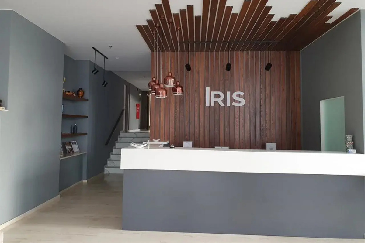 Iris Hotel