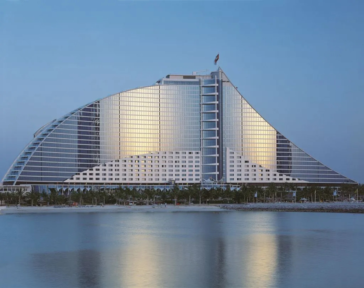 Jumeirah Beach Hotel Dubai