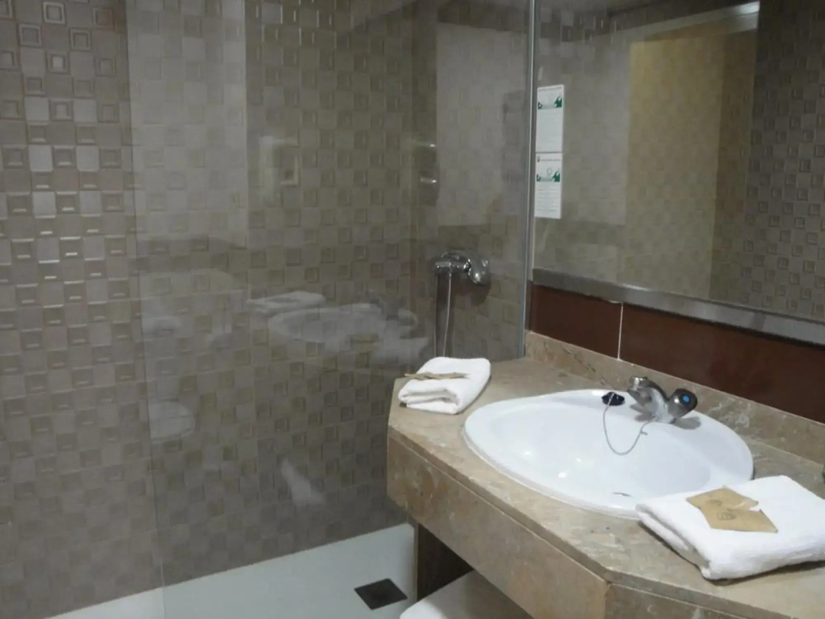 Отель Esplendid