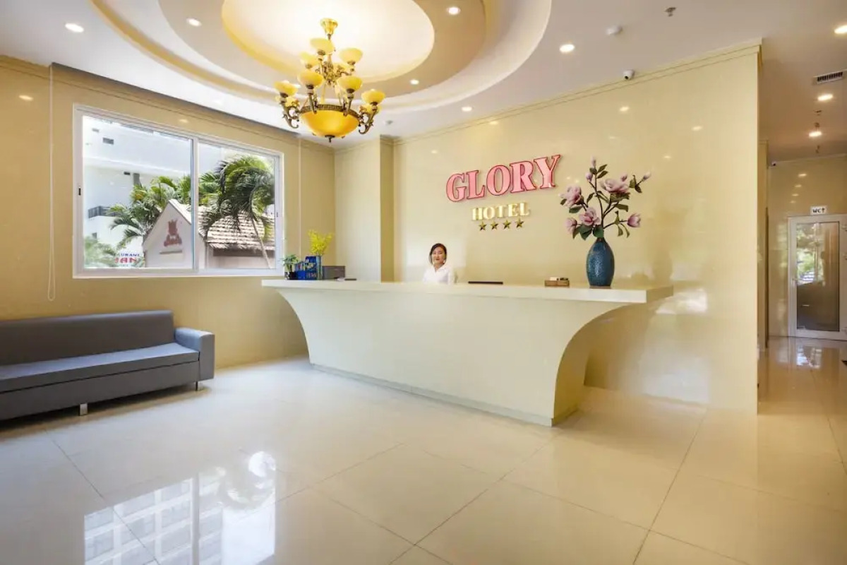 Glory Hotel