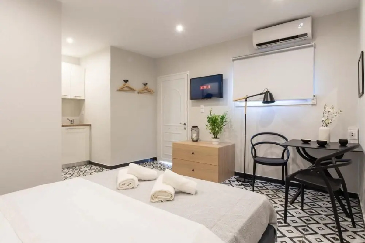 Orchid Athens over Rooftop Studio