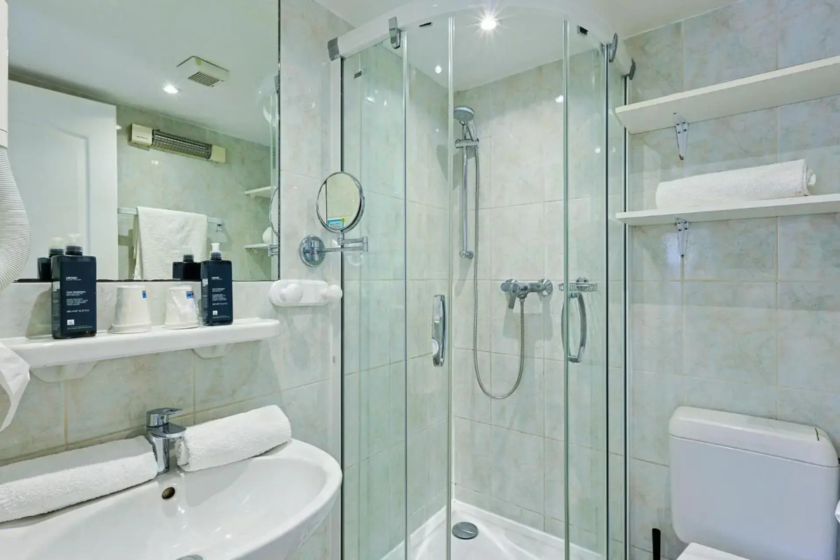 Logis Hotel l'Esterella