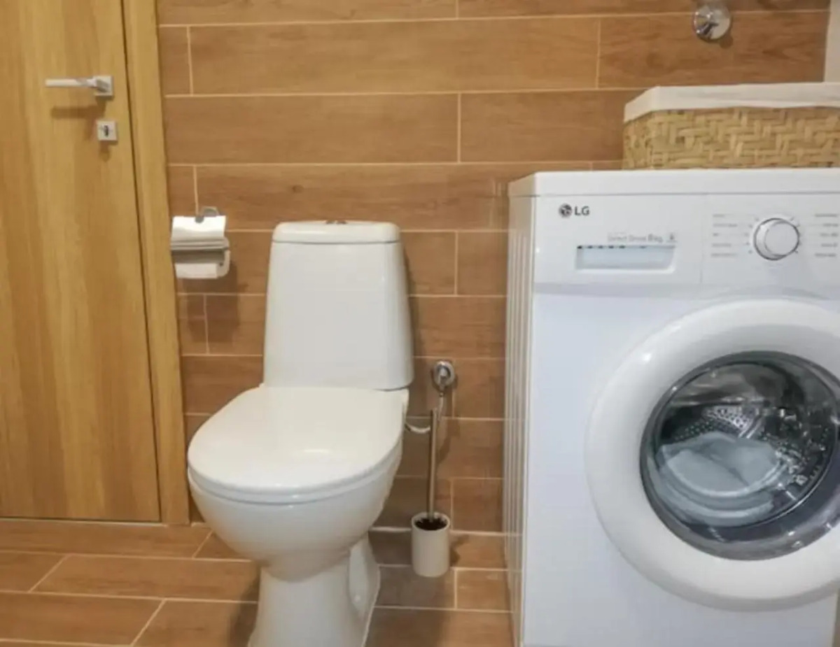 Apartments at Ljubovic Hill Park