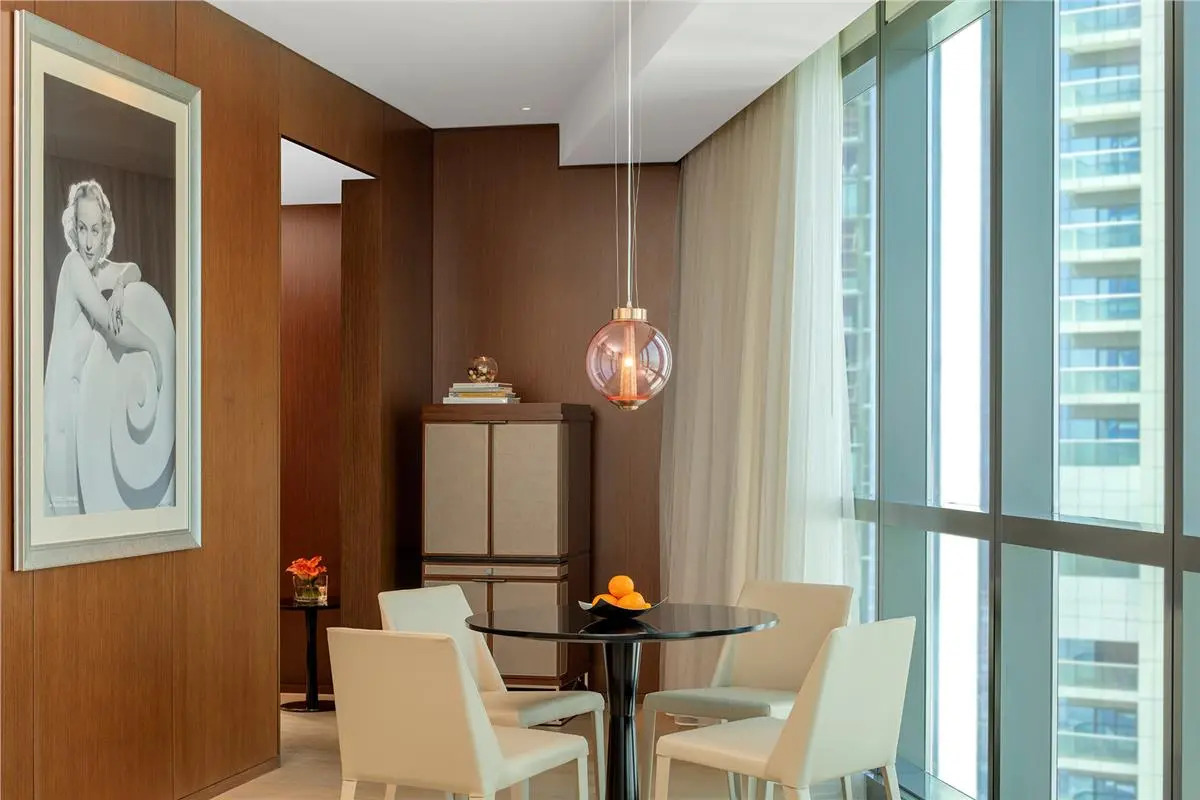 Paramount Hotel Dubai