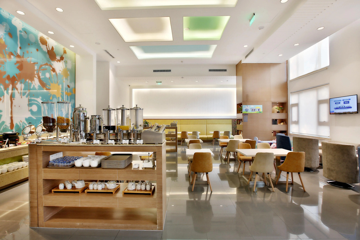 Отель Holiday Inn Express Langfang Park View