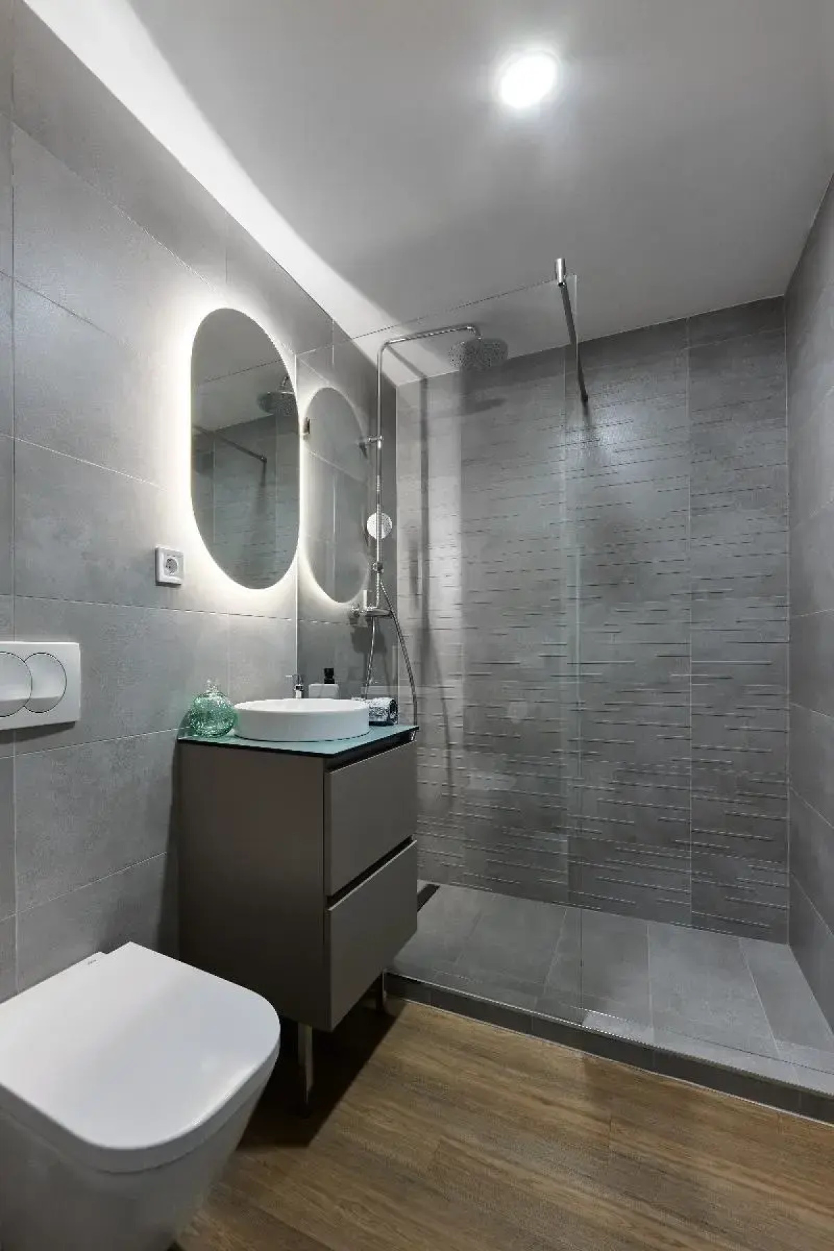 The Amberlyn Suite Hotel