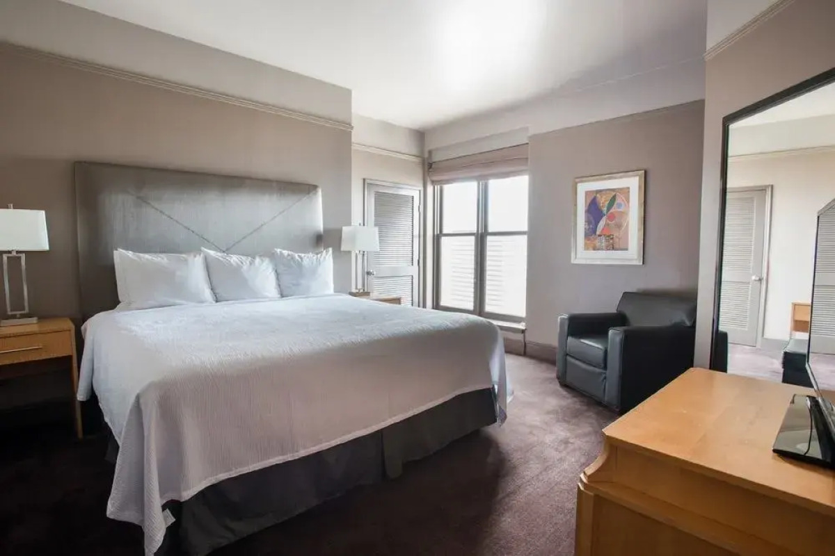 Magnolia Hotel Dallas Downtown