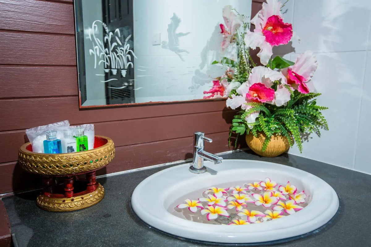 Phi Phi Andaman Beach Resort