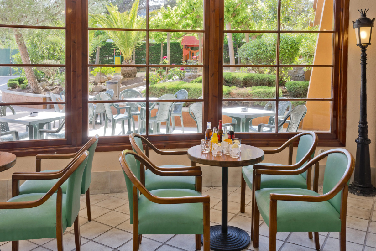 Апарт-отель GHT Tossa Park