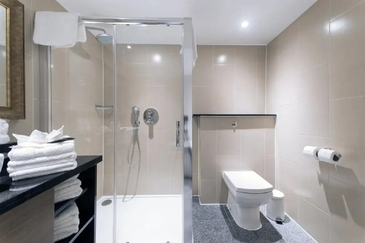 Renaissance London Heathrow Hotel