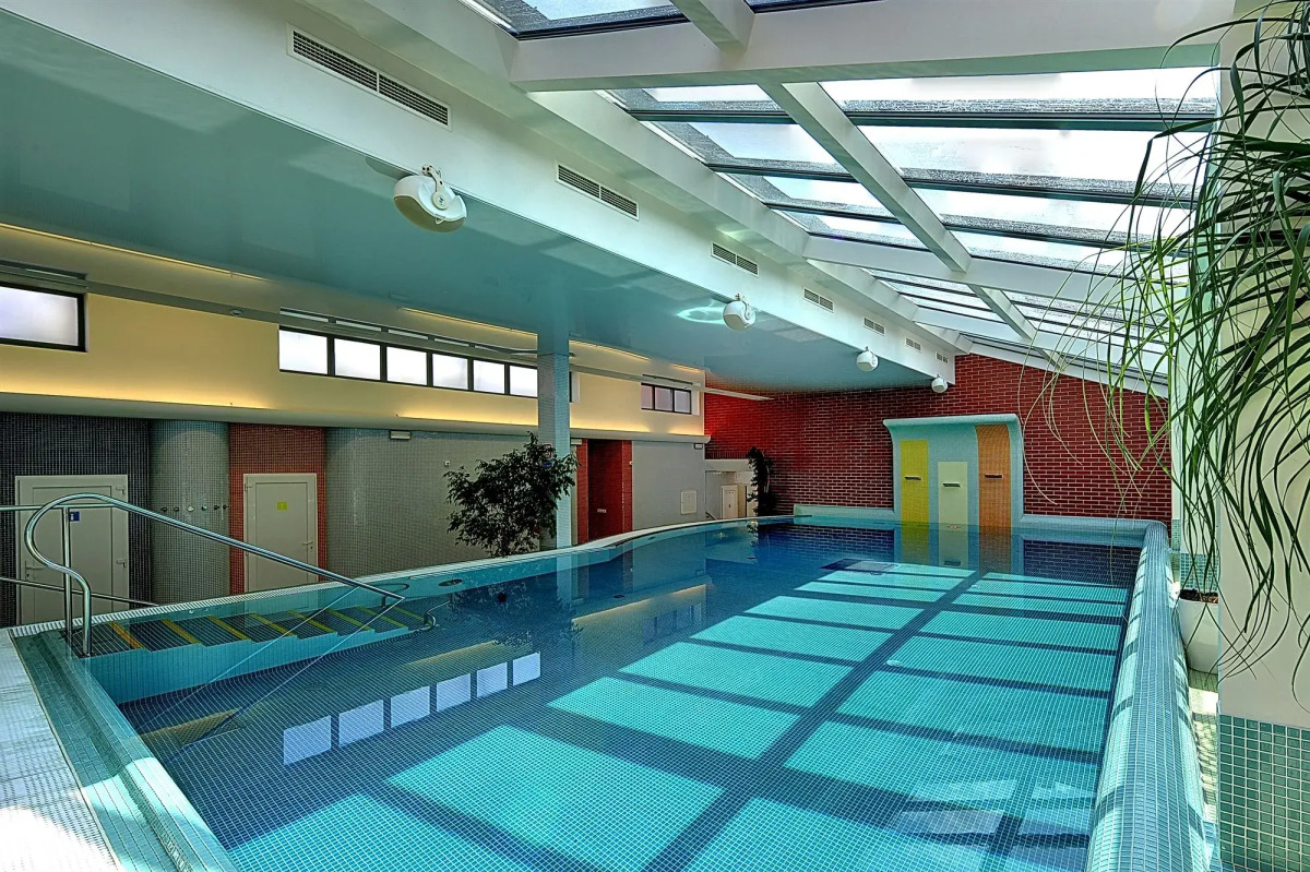 St. Joseph ROYAL REGENT