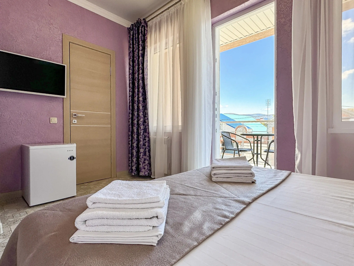 Ника (Кабардинка)