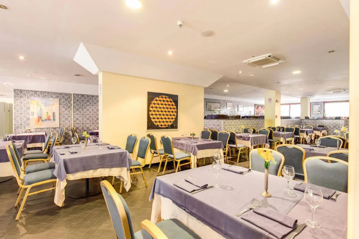 Marina Club Hotel
