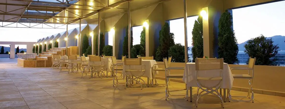 Dolphin Resort Hotel & Conference