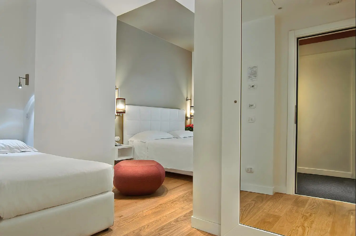 Hotel Caravel