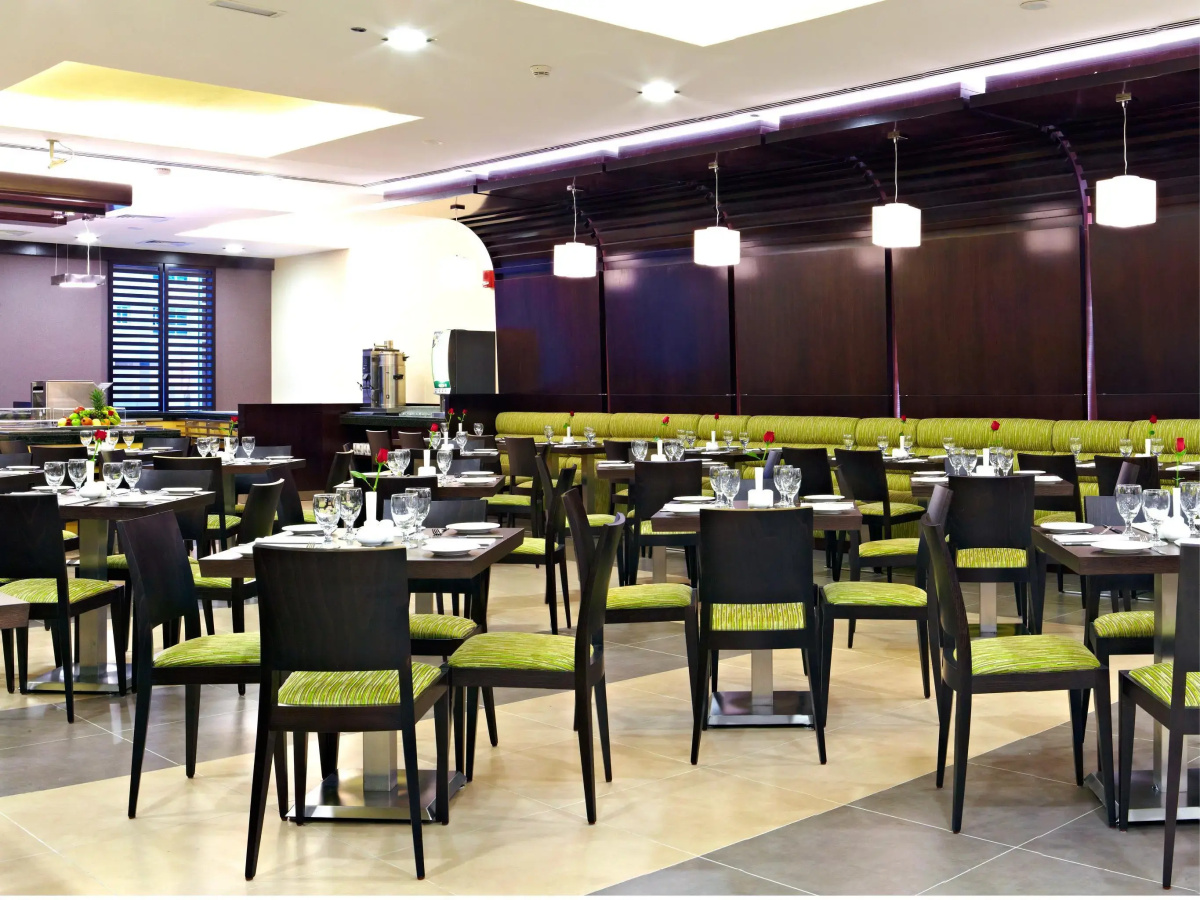 Отель Citymax Al Barsha at the Mall