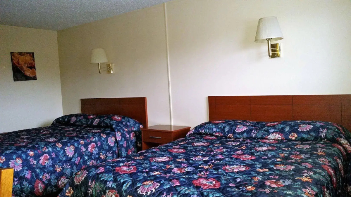 Swiss Cottage Inn
