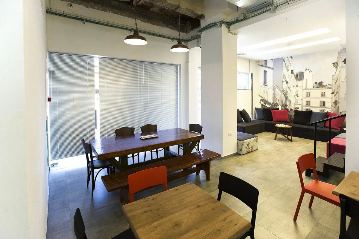 Little Tel-Aviv Hostel