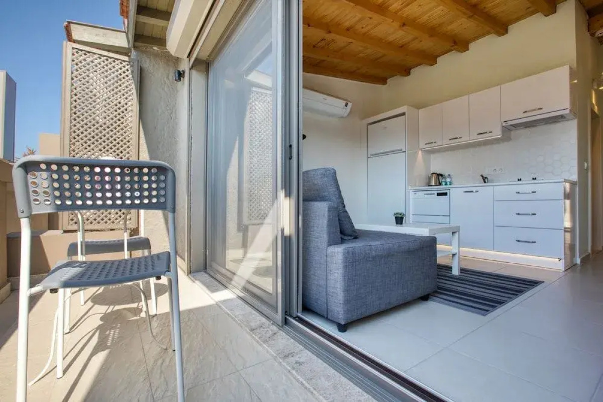 AEGEAN Apartments - Marina & Chios Island View