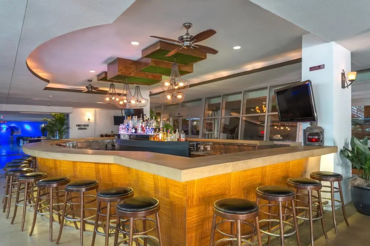 Z Ocean Hotel, Classico a Sonesta Collection