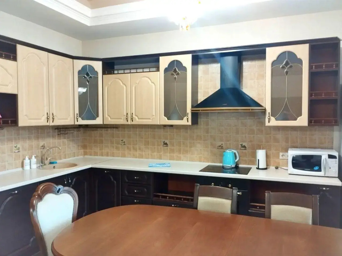 Апартаменты на улице Трифонова 20